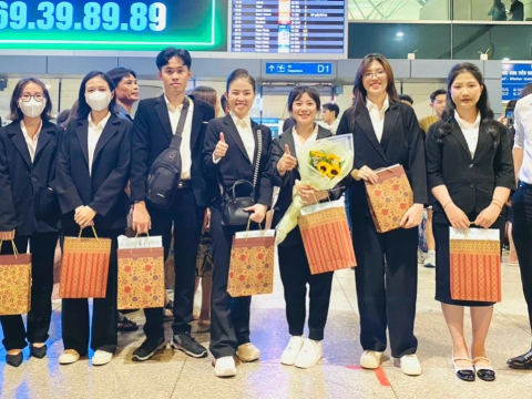 HỌC VIÊN XUẤT CẢNH